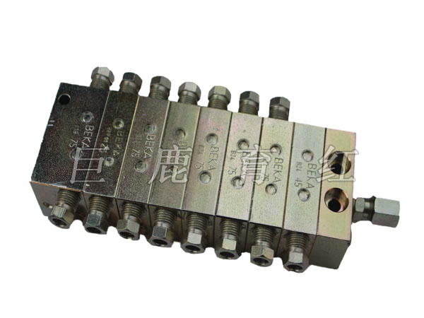 TR50 后分配器 20023050 TR50 后分配器 20023050